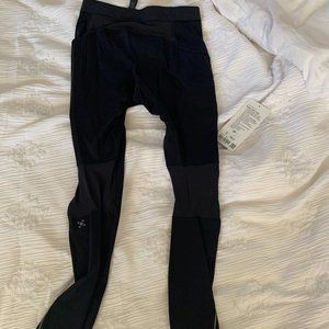 lululemon Surge Light Tight Medium